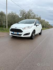 Ford fiesta diesel per neopatentati
