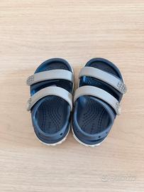 Crocs Classic Clog neonato/a taglia C4 (19-20)