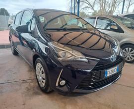 Toyota Yaris 1.5 Hybrid 5 porte Cool