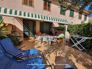 Casa, Campofelice di Roccella.