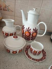 Set 12 tazzine con piattini teiera porcellana fine