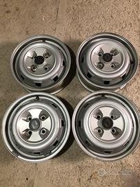 Cerchi in ferro raggio 13 Renault