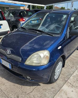 TOYOTA Yaris 1.0i 16V cat 3 porte