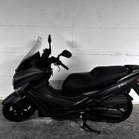 Scooter Kymco 300 Xtown