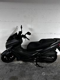 Scooter Kymco 300 Xtown