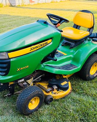 Trattorino gohn deere x300R