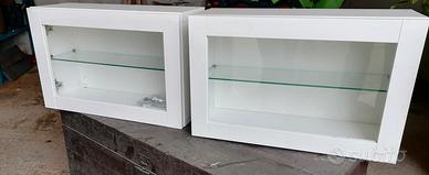 Mobile sospeso, vetrinetta, credenza