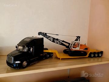 Modellino truck americano nero più rimorchio..