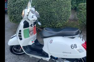 Vespa 300 GTS Super