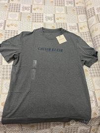 Calvin Klein T-shirt L Grigia L