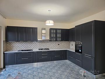 Splendida Cucina angolare completa di Elet