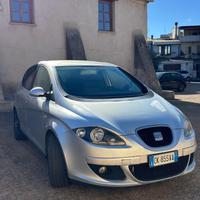 Seat € 900