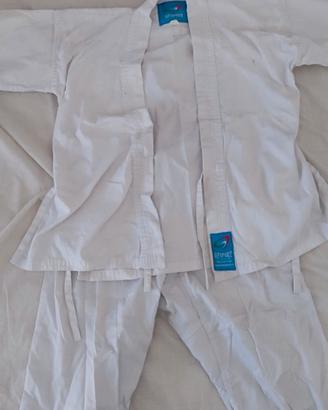 Karategi 150cm, cinture e protezioni rosso/blu