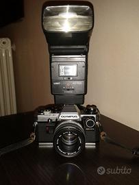 MACCHINA FOTOGRAFICA OLYMPUS OM10