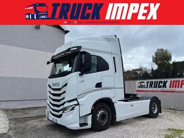 Iveco S-Way 480 in ADR, km 398.000 con retarder e 