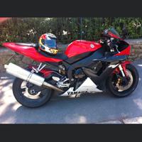 Yamaha R1