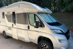 Adria Matrix camper semintegrale