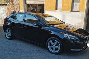 Volvo V40 2.0 Diesel – 2017 - Euro 6
