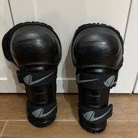 Ginocchiere motocross