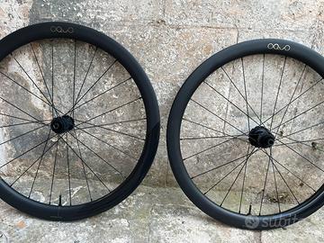 Coppia ruote in carbonio OQUO RP45 LTD