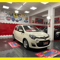 Renault Twingo 1.2 75cv Live - 2013