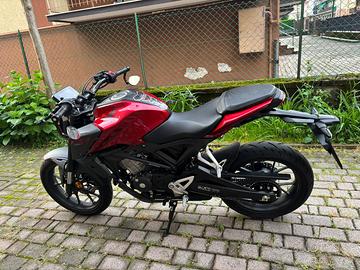 Honda cb125r 2025