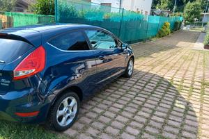 Ford Fiesta gpl e benzina