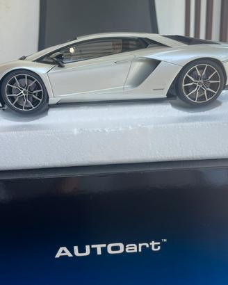 Lamborghini Aventador Autoart 1/18