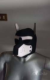 Maschera cosplay nera e bianca stile cane