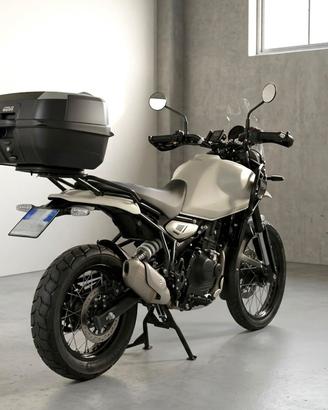 Himalayan 450 in garanzia - full optional