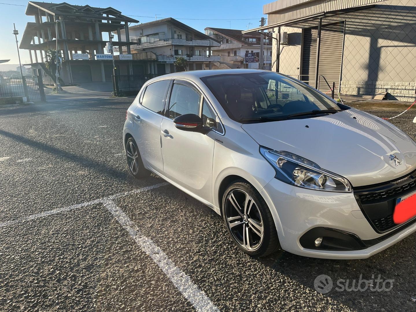 Peugeot 208 - 2019 - Auto In vendita a Vibo Valentia