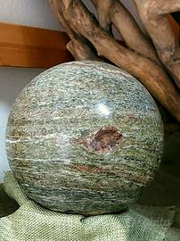 Sfera di epidoto di Praborna