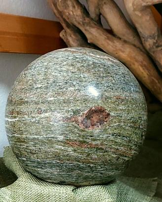 Sfera di epidoto di Praborna