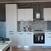 Cucina disponibile fine marzo prima di aprile