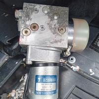 pompa mercedes 2208000048