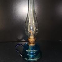 Lampada a petrolio antica