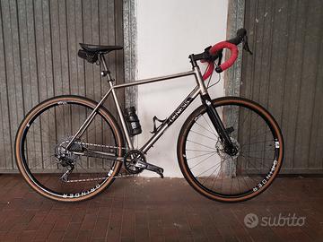 gravel Genesis titanio 