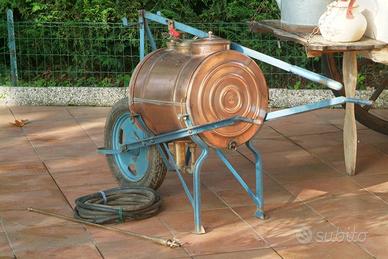 Antica Carriola - Pompa verderame (Rame e Ferro B)