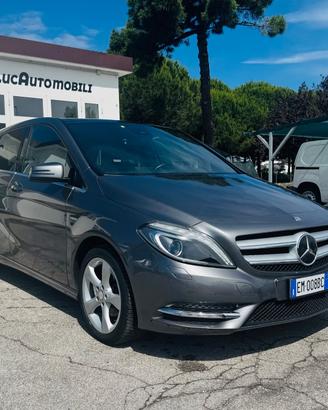 Mercedes-benz B 200 BlueEFFICIENCY Premium