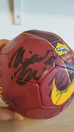 PALLONE ASROMA - AUTOGRAFATO ZANIOLO E SCHICK