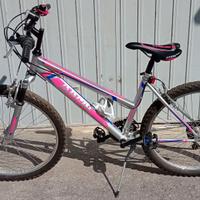 Bicicletta MTB 26" donna