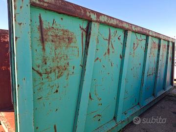 N. 1 CASSA IN FERRO CON TETTO APERTO - L= 6 MT