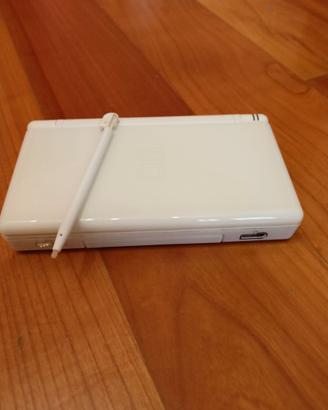 Nintendo DS lite