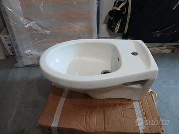 Bidet sospeso