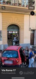 Magazzino in buono stato per uso ufficio, vendite