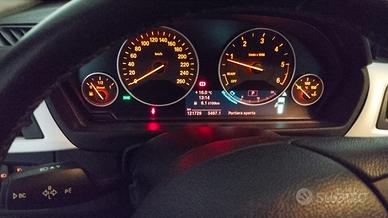 BMW 318 touring del 2014 automatica