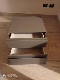 Letto matrimoniale flou con comodini