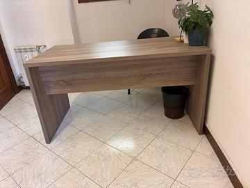 Scrivania per ufficio