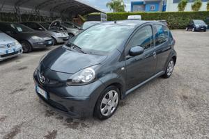 Toyota Aygo 1.0 12V VVT-i 5 porte Sol