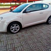 Alfa Romeo MiTo 1.3 JTDm-2 95 CV S&S Distinctive